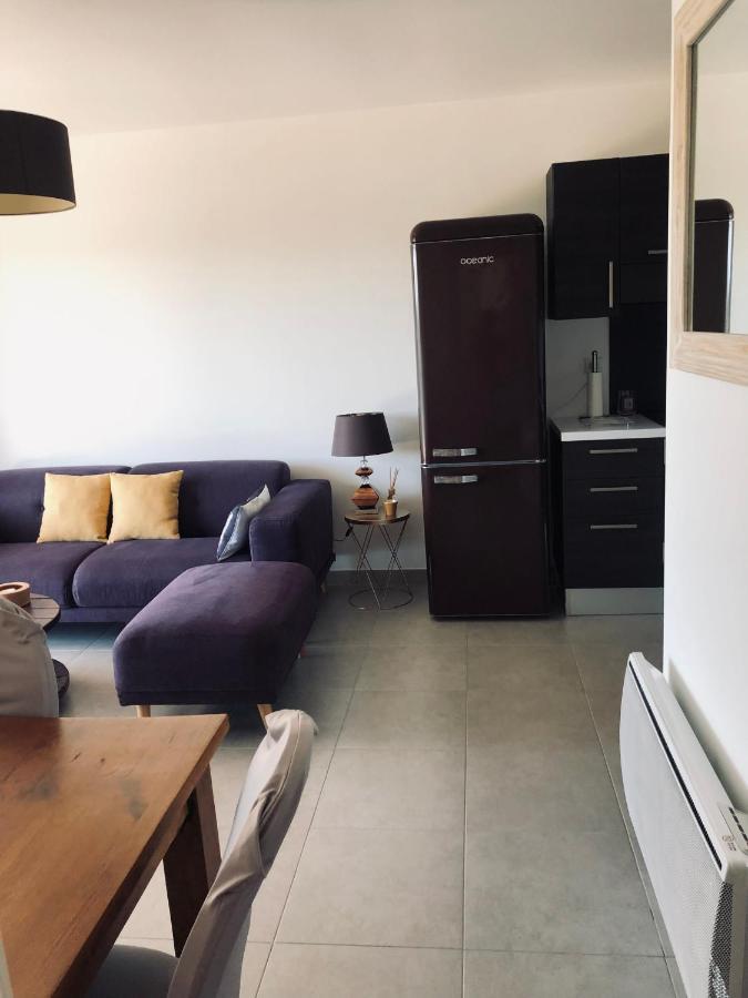 Mini-Villa Mitoyenne De Type F2 Proche Golfe De Lava Апьето Экстерьер фото